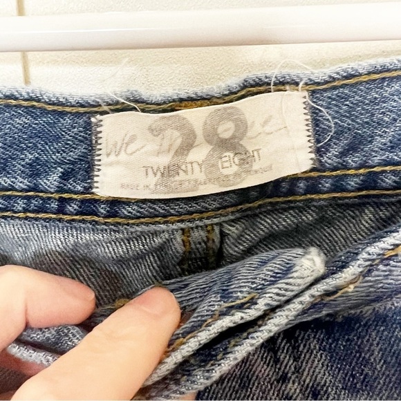 We the Free Maggie Straight Distressed Jeans - Picture 3 of 4